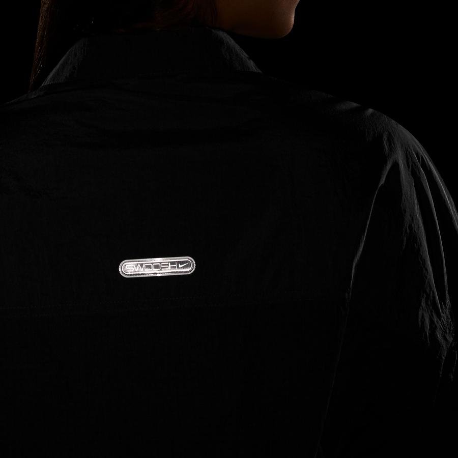  Nike Sportswear Swoosh Pack Woven Full-Zip Kadın Ceket