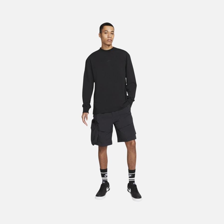  Nike Sportswear Tech Pack Woven Cargo Erkek Şort