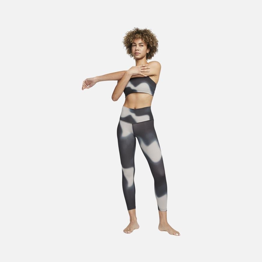  Nike Yoga Dri-Fit High-Rise Printed 7/8 Kadın Tayt