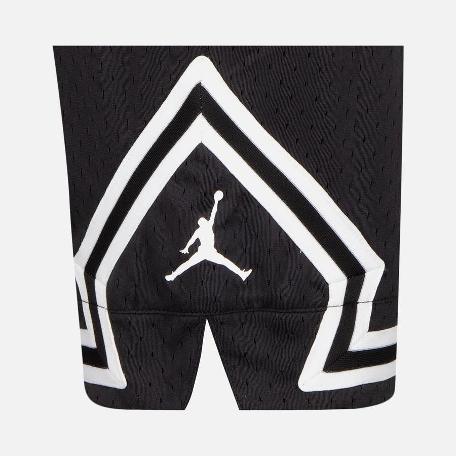  Nike Jordan Jumpman Diamond Basketbol (Boys') Çocuk Şort