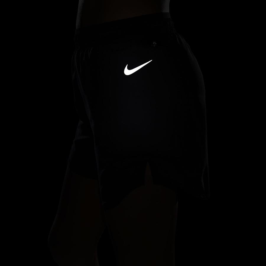  Nike Tempo Luxe 5in Running Kadın Şort
