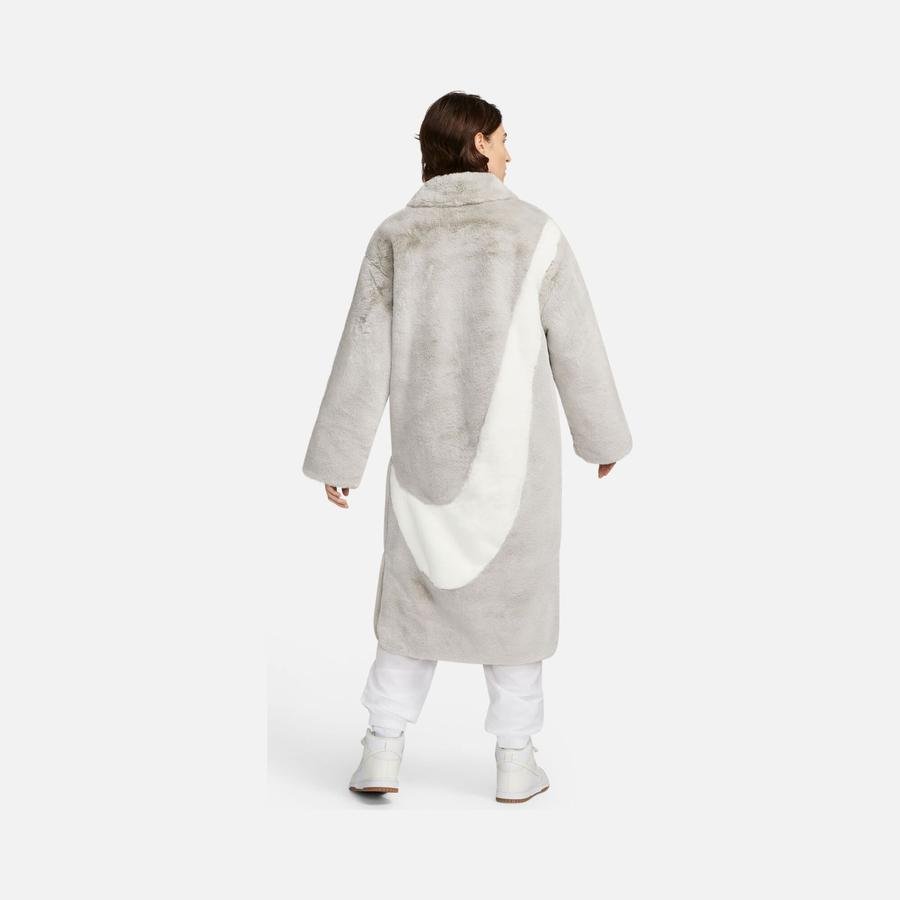  Nike Sportswear Large Swoosh Printed Faux Fur Full-Zip Long Kadın Ceket