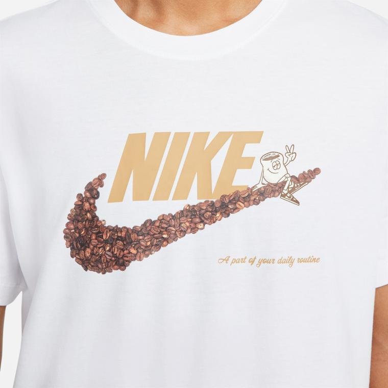 Nike Sportswear Coffee Swoosh Graphic Short-Sleeve Erkek Tişört