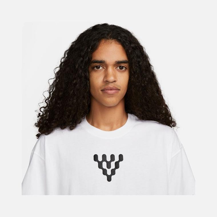 Nike Sportswear x Megan Rapinoe Short-Sleeve Erkek Tişört