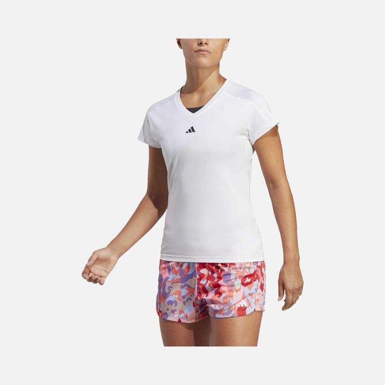 adidas AEROREADY Train Essentials Minimal Branding V-Neck Short-Sleeve Kadın Tişört