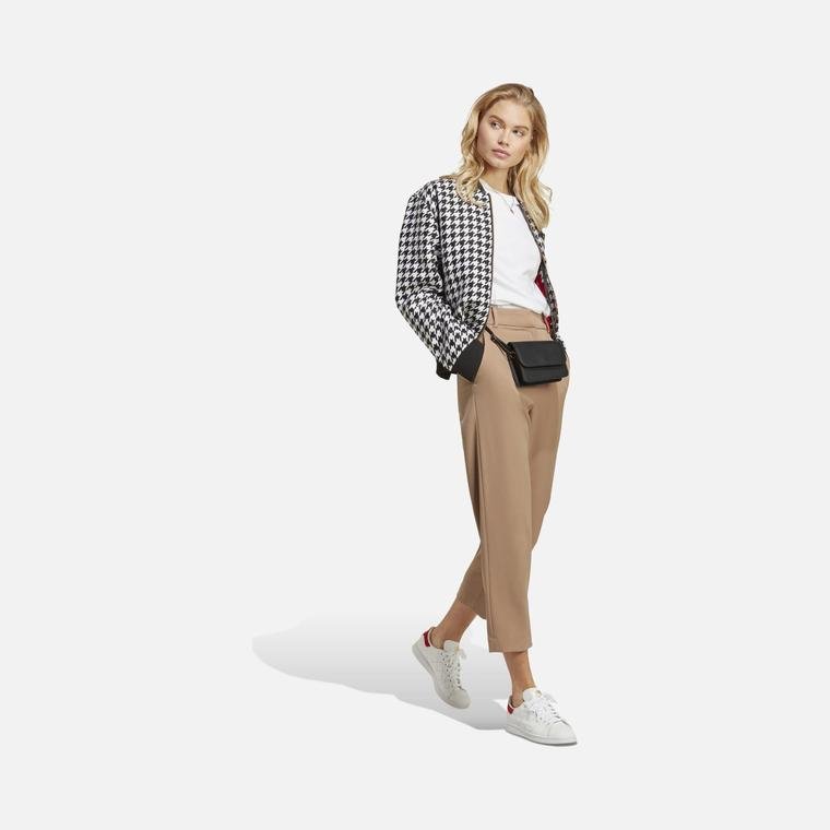 adidas Premium Essentials Short-Sleeve Kadın Tişört