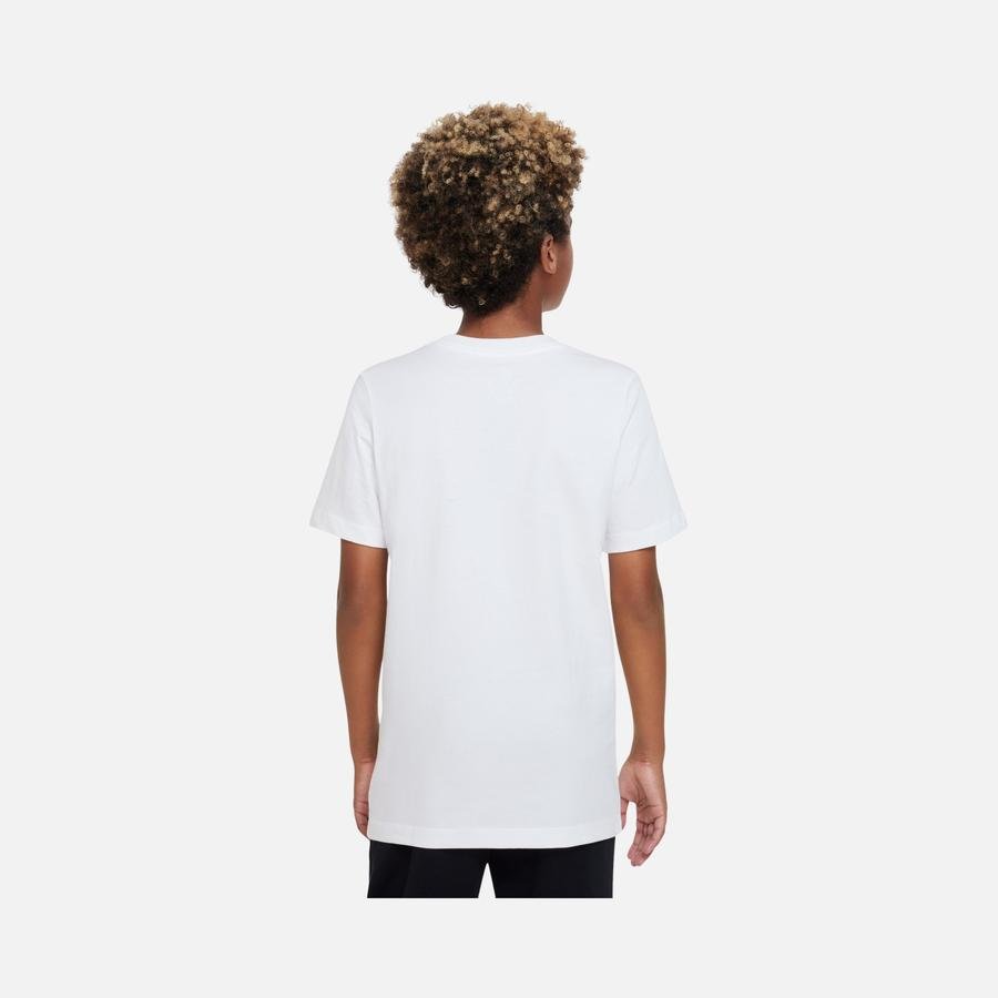  Nike Sportswear Wildcard Graphic Short-Sleeve Çocuk Tişört