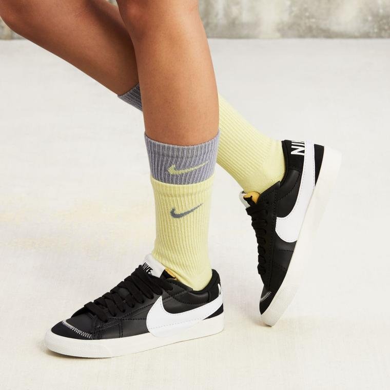 Nike Blazer Low '77 Jumbo Kadın Spor Ayakkabı