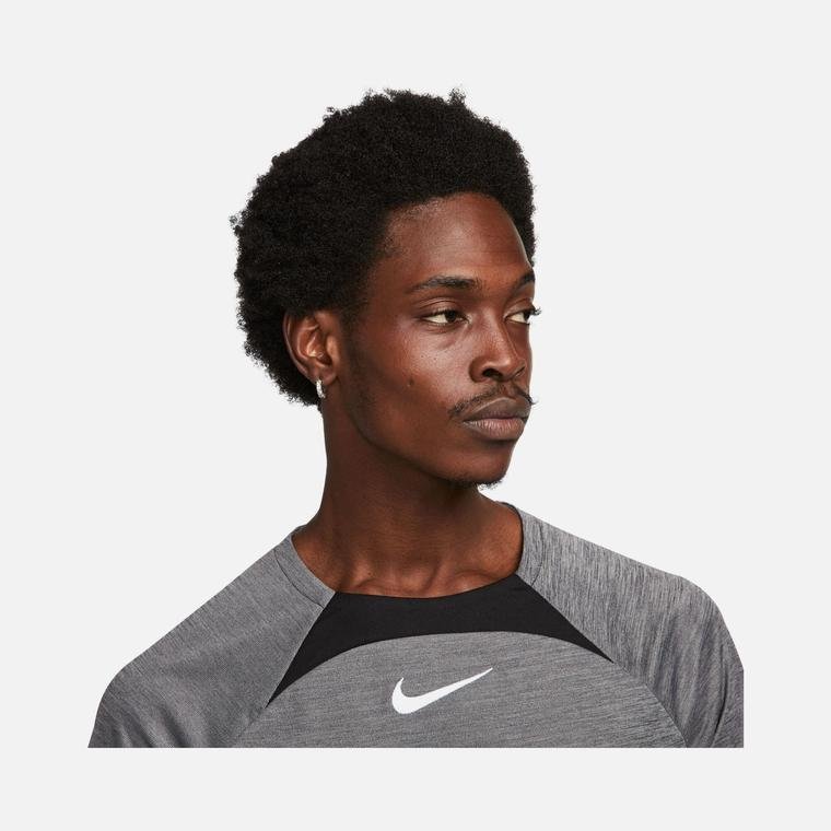 Nike Dri-Fit Academy Football SS23 Short-Sleeve Erkek Tişört