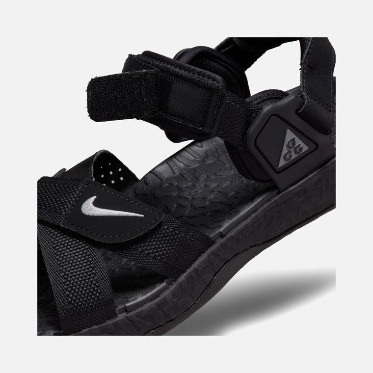 Nike ACG Air Deschutz+ ''City Walks to Canyon Trails'' Erkek Sandalet